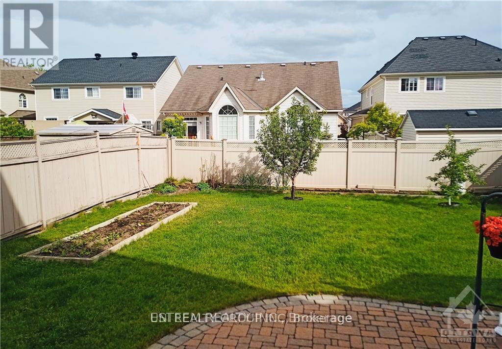 105 Cheyenne Way, Ottawa, ON - Outdoor