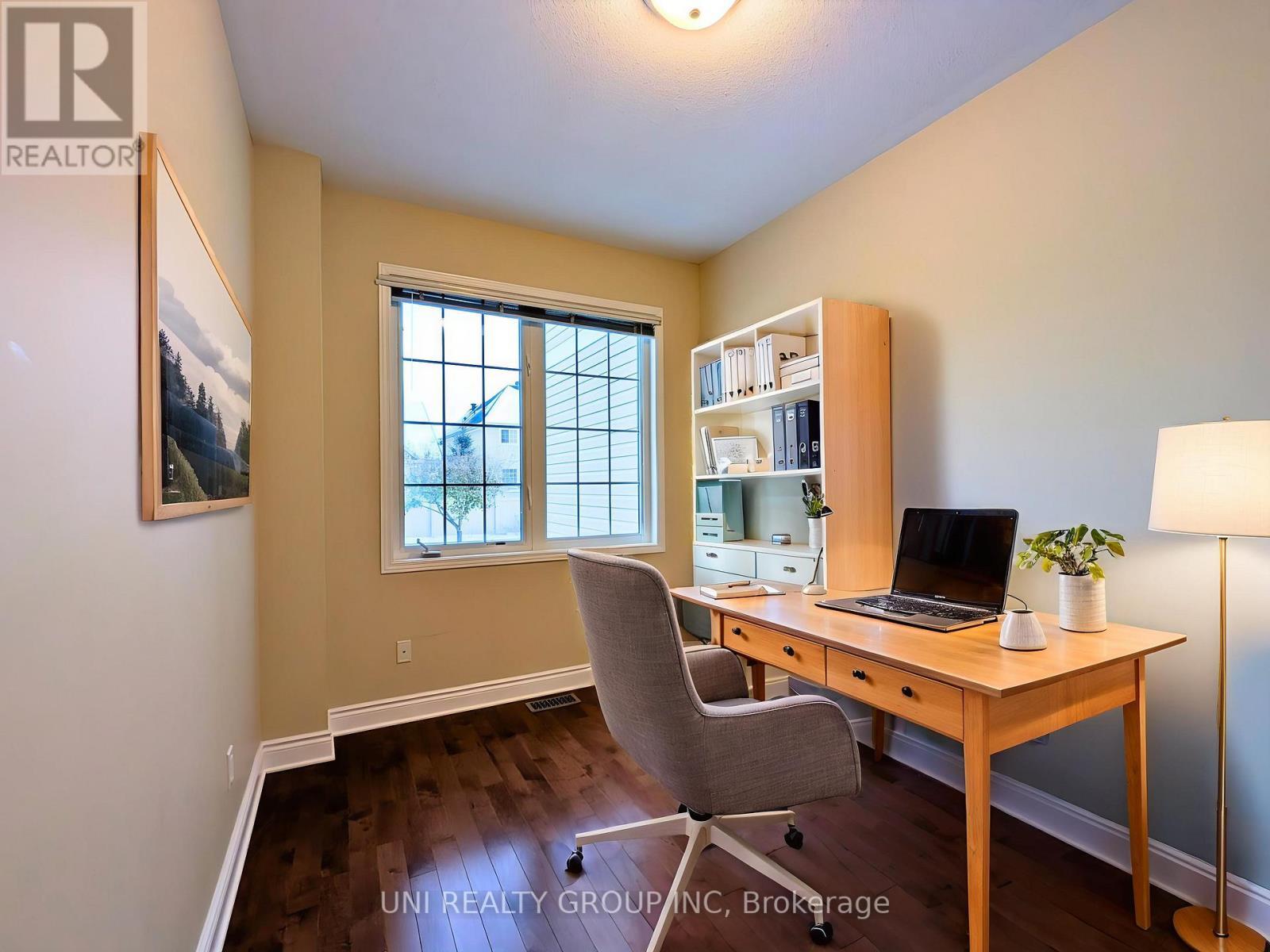 105 Cheyenne Way, Ottawa, ON - Indoor Photo Showing Office