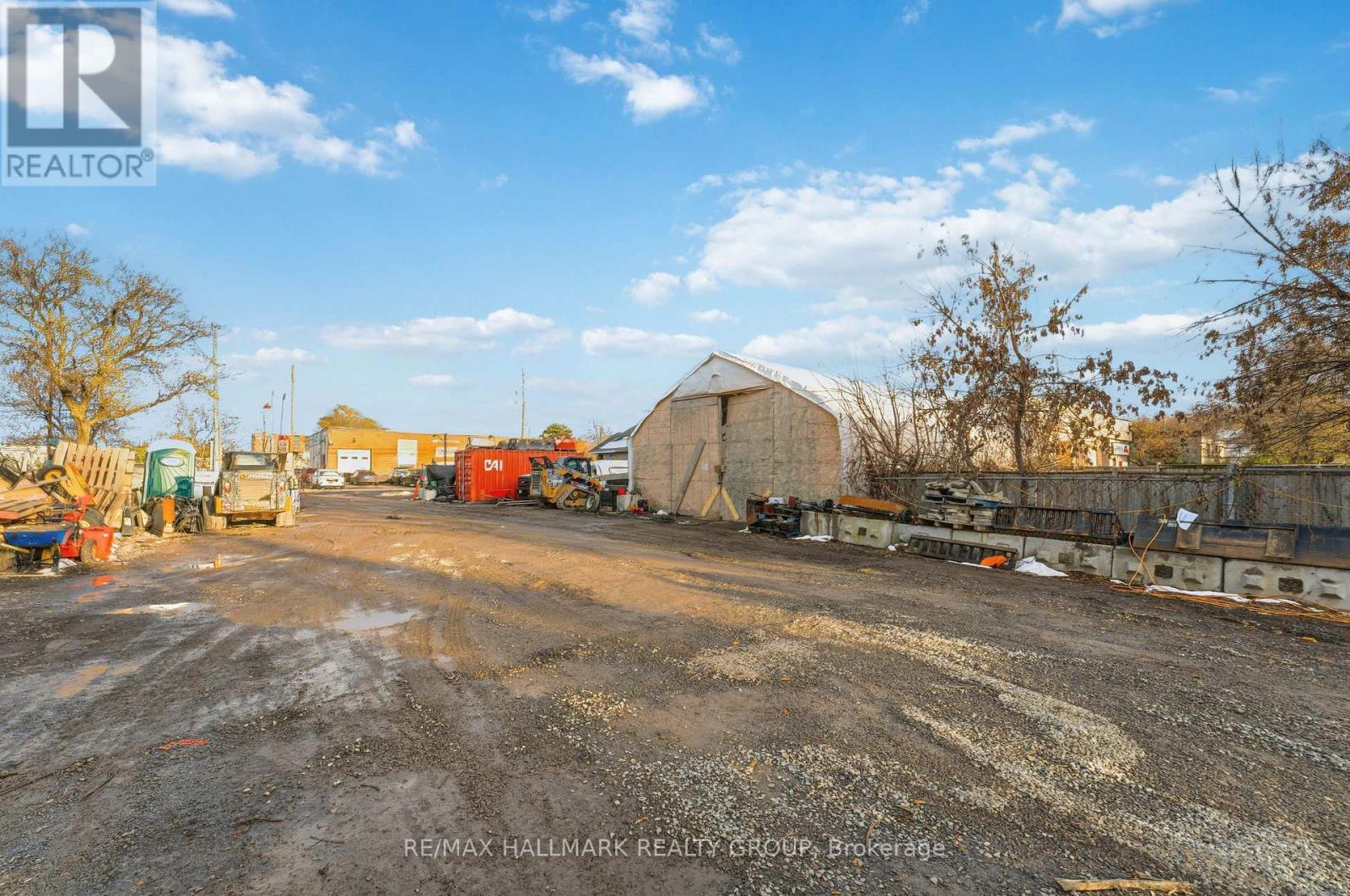 890 Churchill Avenue S, Ottawa, ON