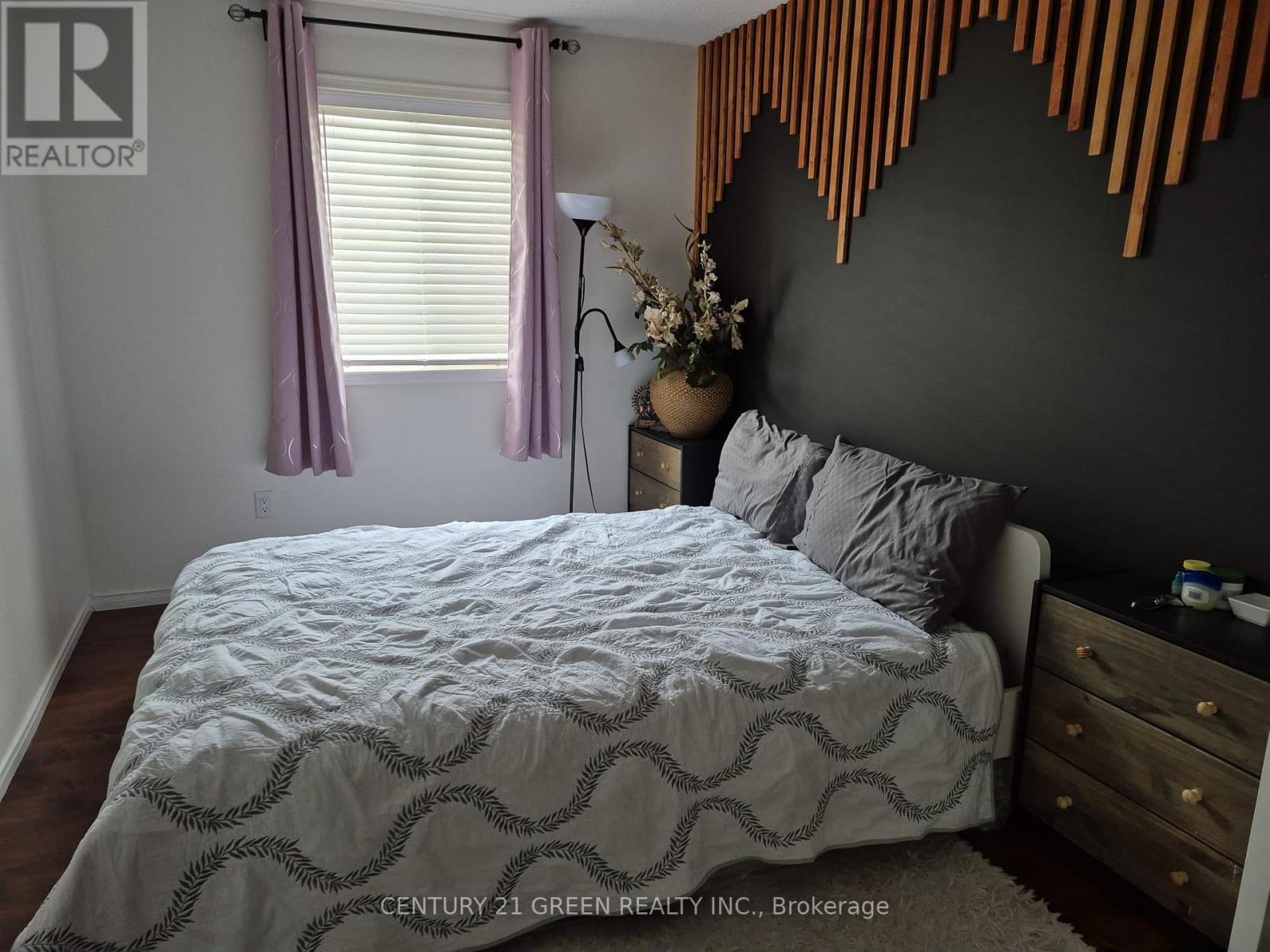 55 Cashel Crescent, Brantford, ON - Indoor Photo Showing Bedroom