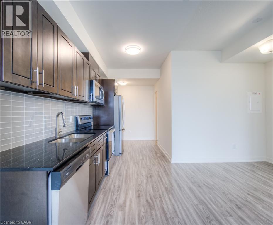 128 King Street N Unit# 1502, Waterloo, ON - Indoor Photo Showing Kitchen