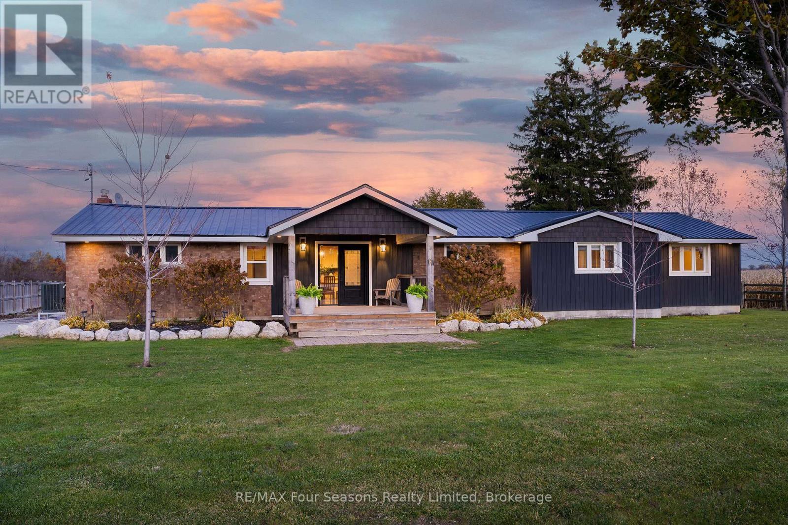 475 Lyons Court, Wasaga Beach, ON - Outdoor