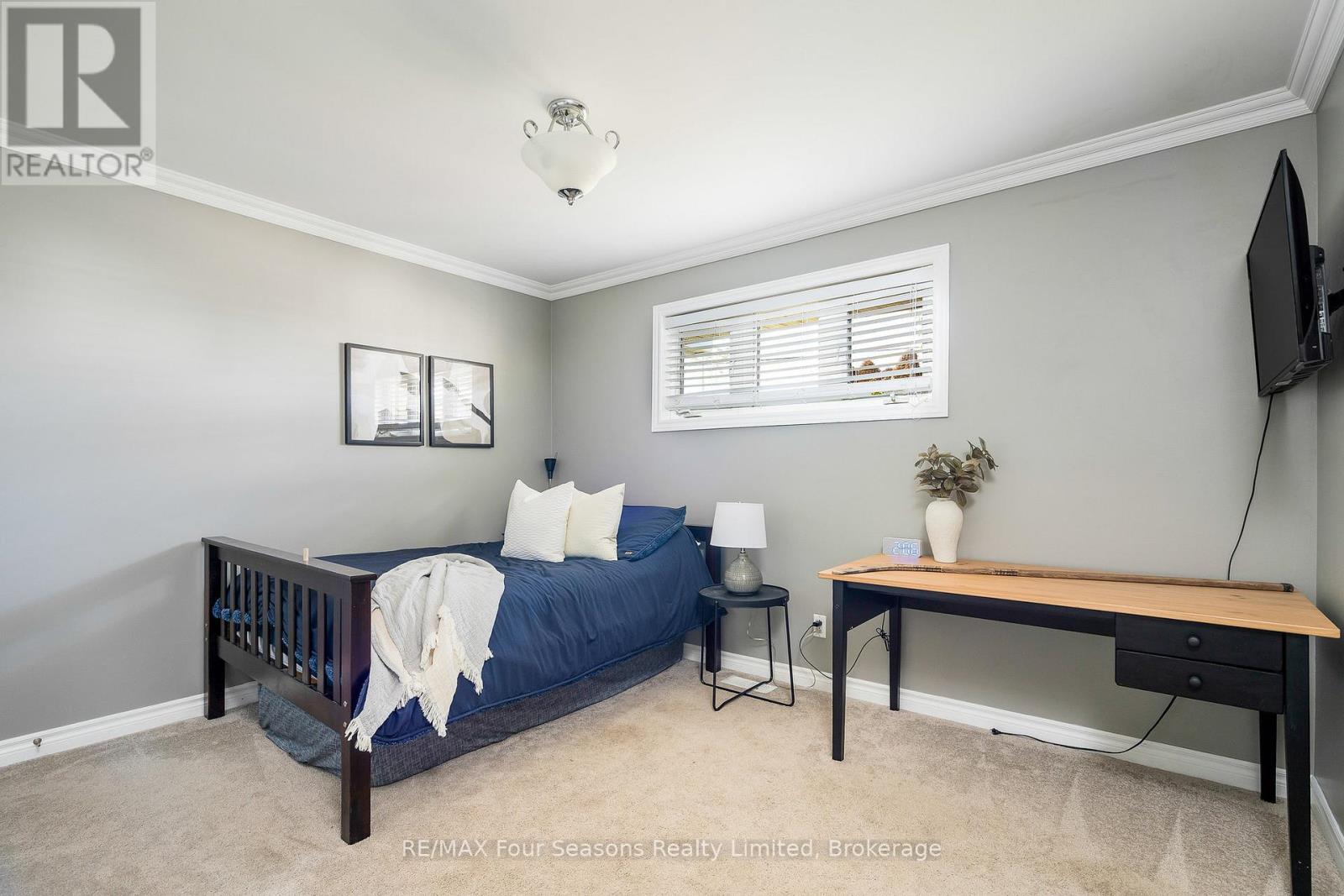 475 Lyons Court, Wasaga Beach, ON - Indoor Photo Showing Other Room