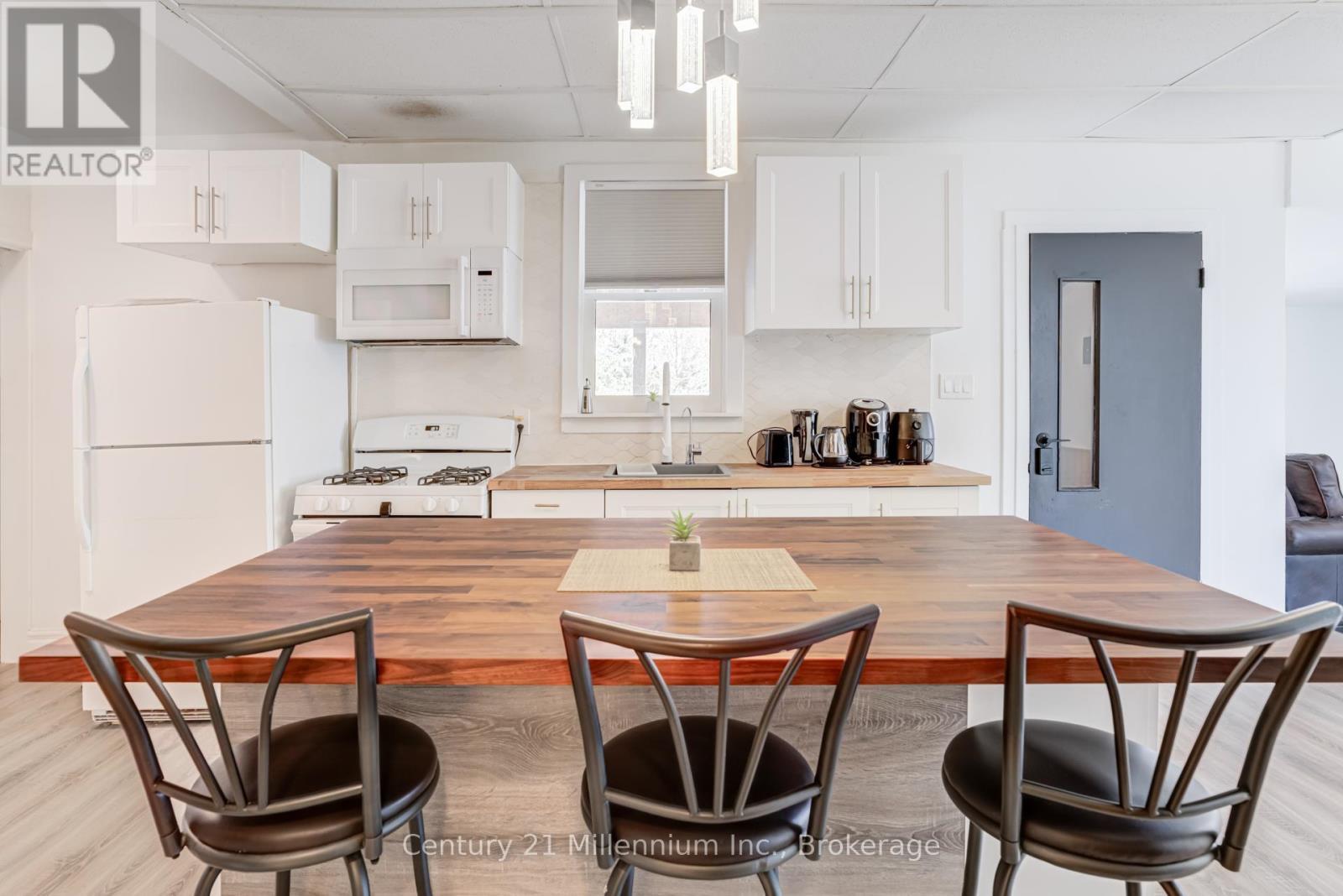 303240 33 Side Road, Meaford, ON - Indoor