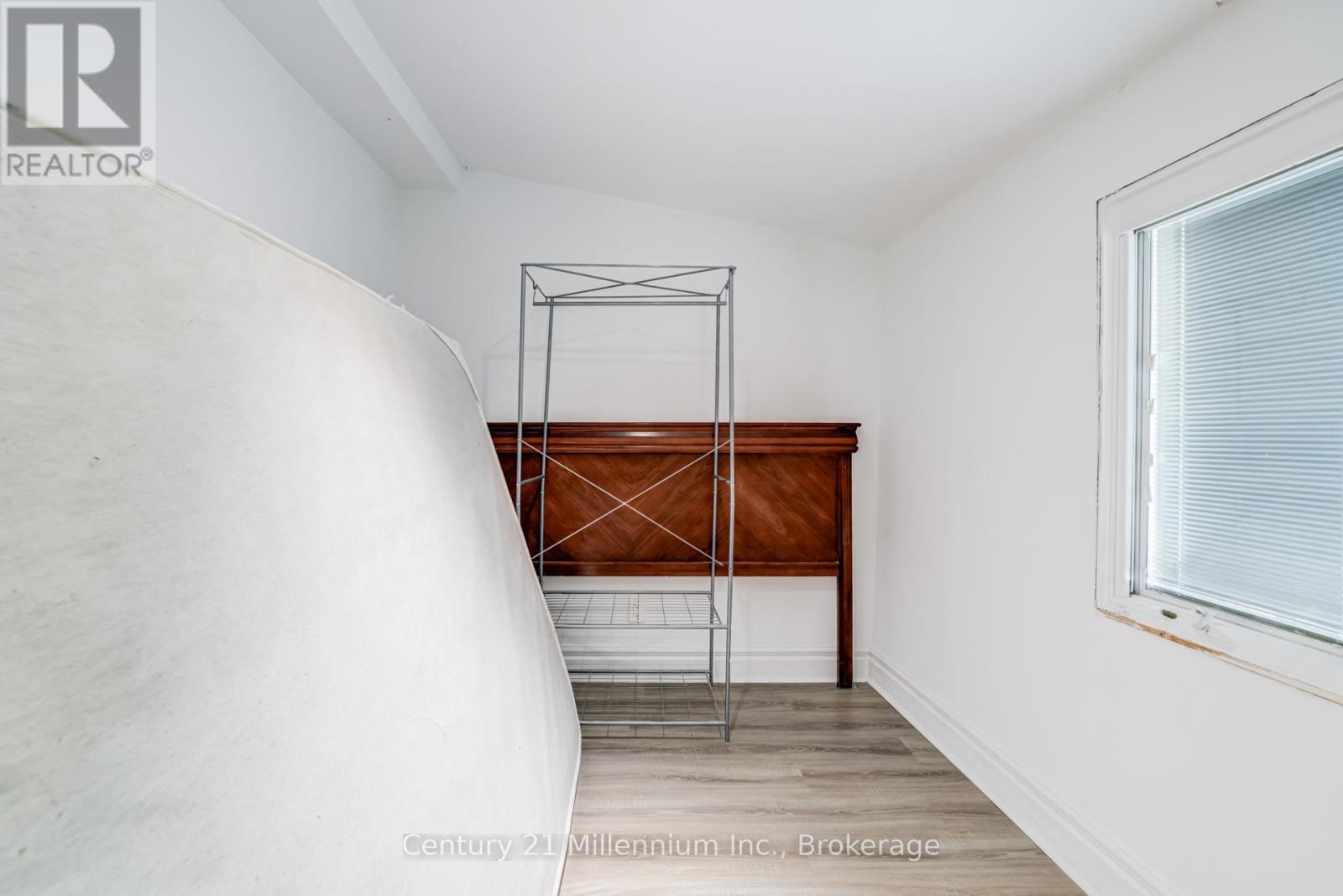 303240 33 Side Road, Meaford, ON - Indoor Photo Showing Other Room