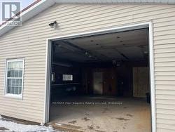 Heated Garage -