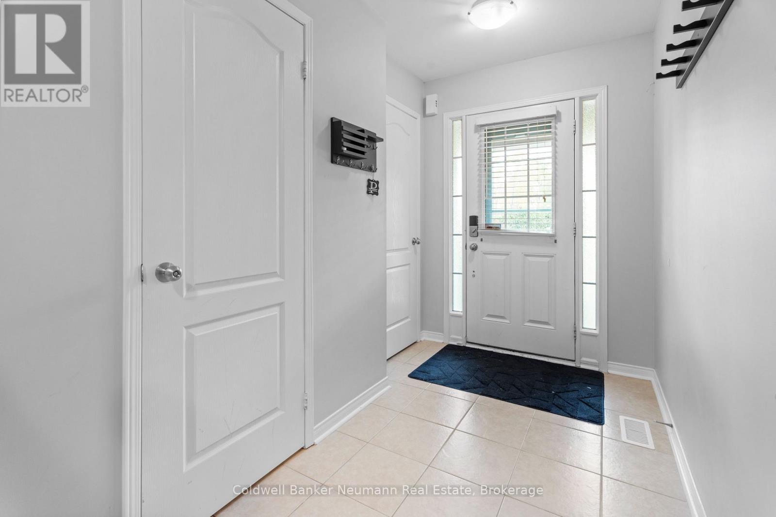 71 - 1035 Victoria Road S, Guelph (Kortright East), ON - Indoor Photo Showing Other Room