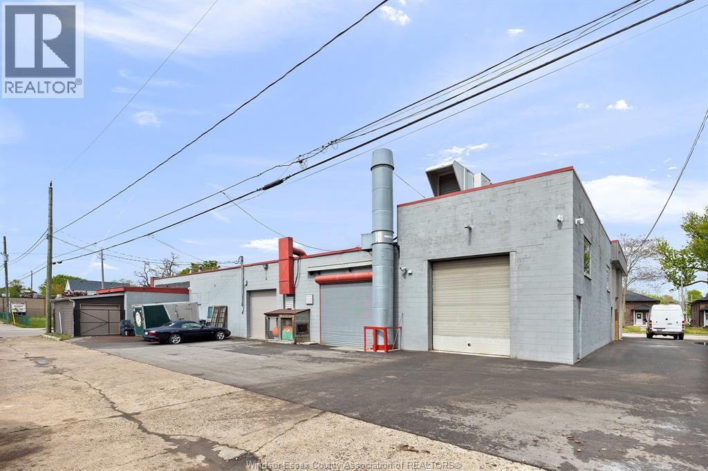 857 Howard Avenue, Windsor, ON