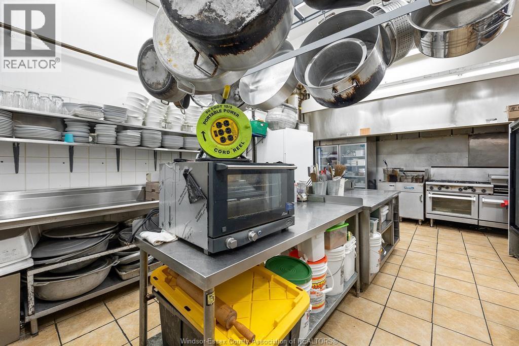 914 Erie Street East, Windsor, ON