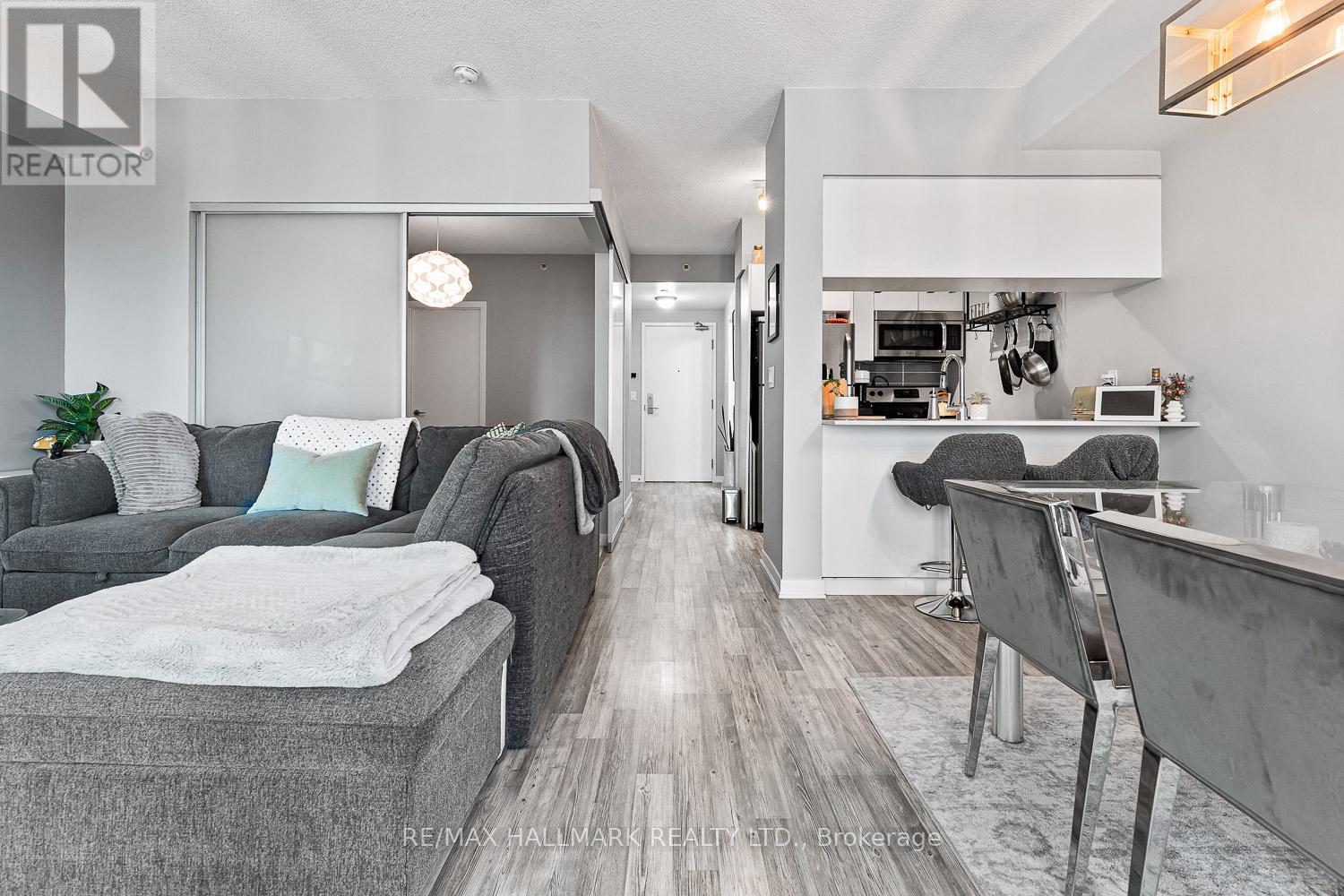 709 - 69 Lynn Williams Street, Toronto, ON - Indoor