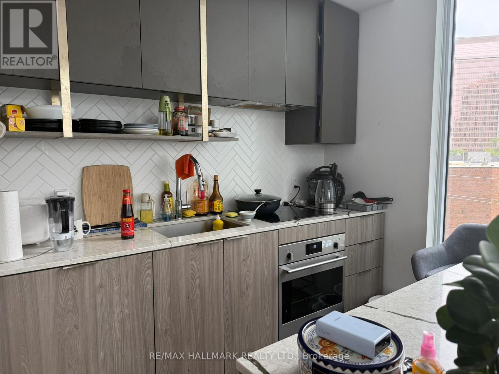 407 - 15 Holmes Avenue, Toronto, ON - Indoor Photo Showing Kitchen