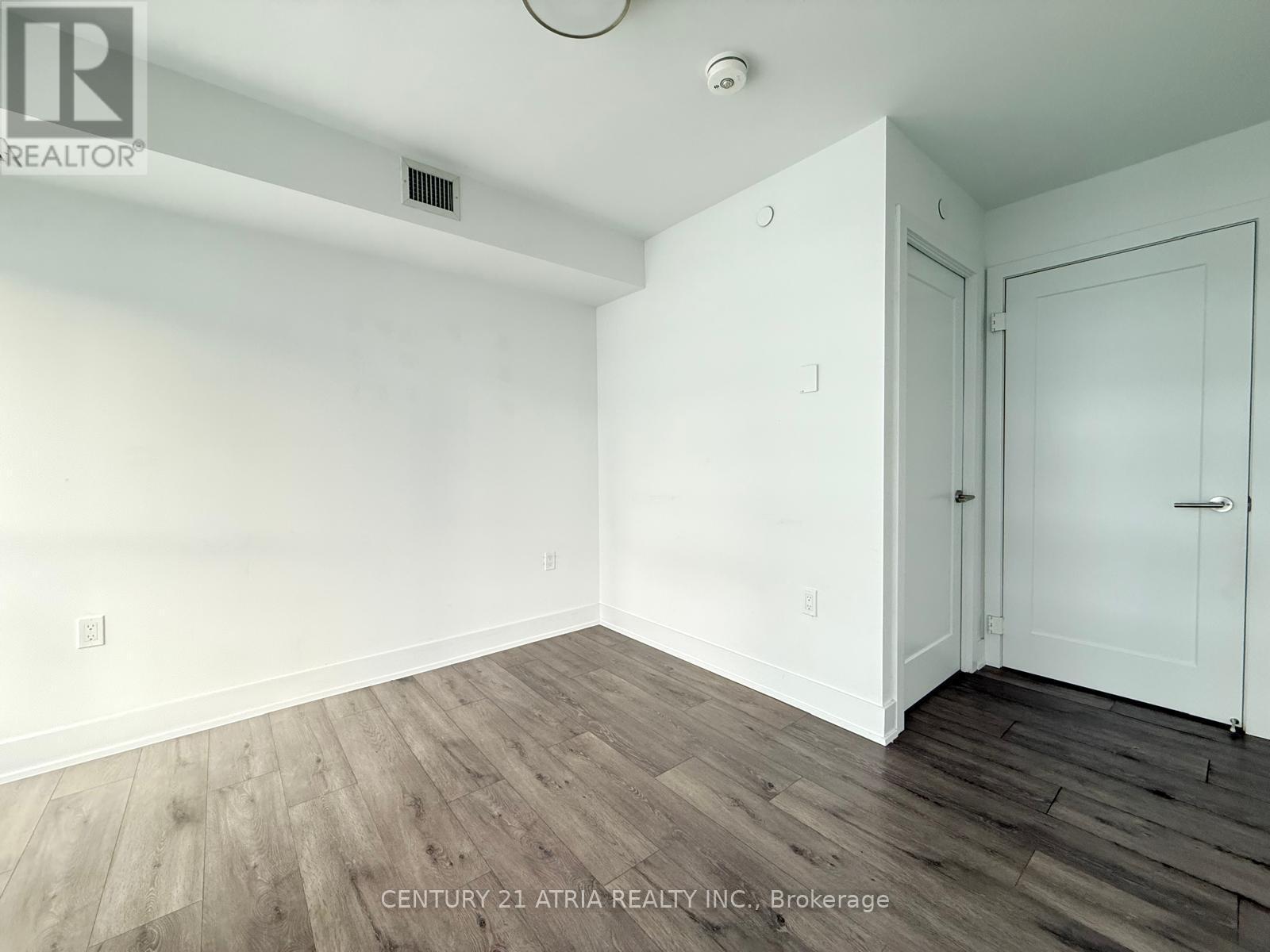 1222 - 585 Bloor Street E, Toronto, ON - Indoor Photo Showing Other Room