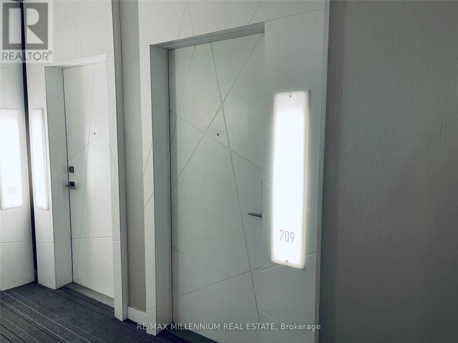 709 - 14 York Street, Toronto, ON - Indoor Photo Showing Other Room