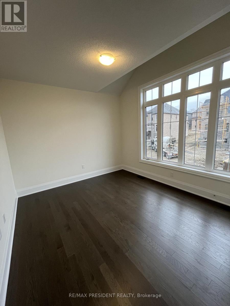 130 Wraggs Road, Bradford West Gwillimbury, ON - Indoor Photo Showing Other Room