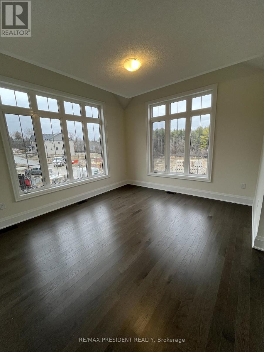 130 Wraggs Road, Bradford West Gwillimbury, ON - Indoor Photo Showing Other Room