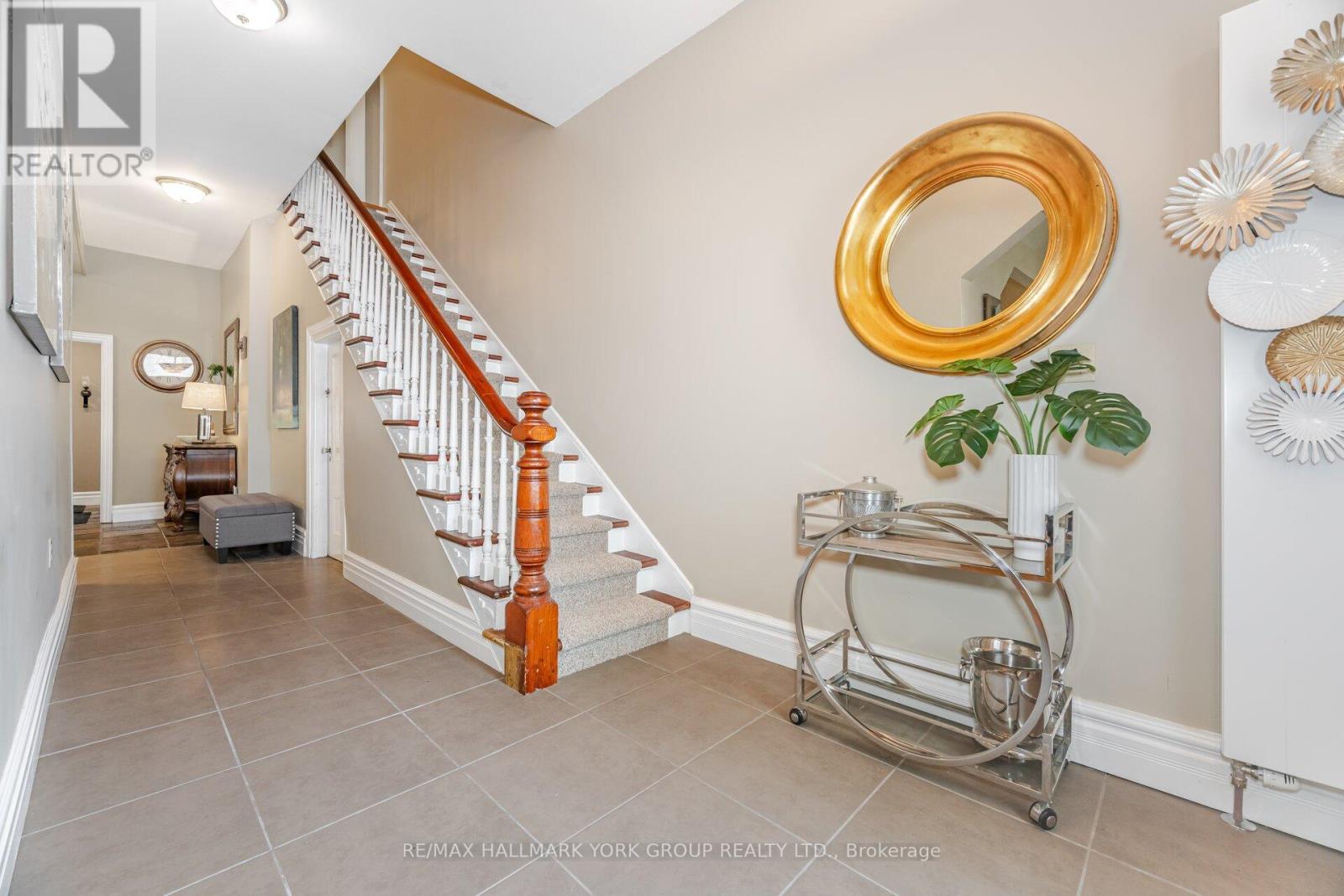 390 Main Street, King, ON - Indoor Photo Showing Other Room