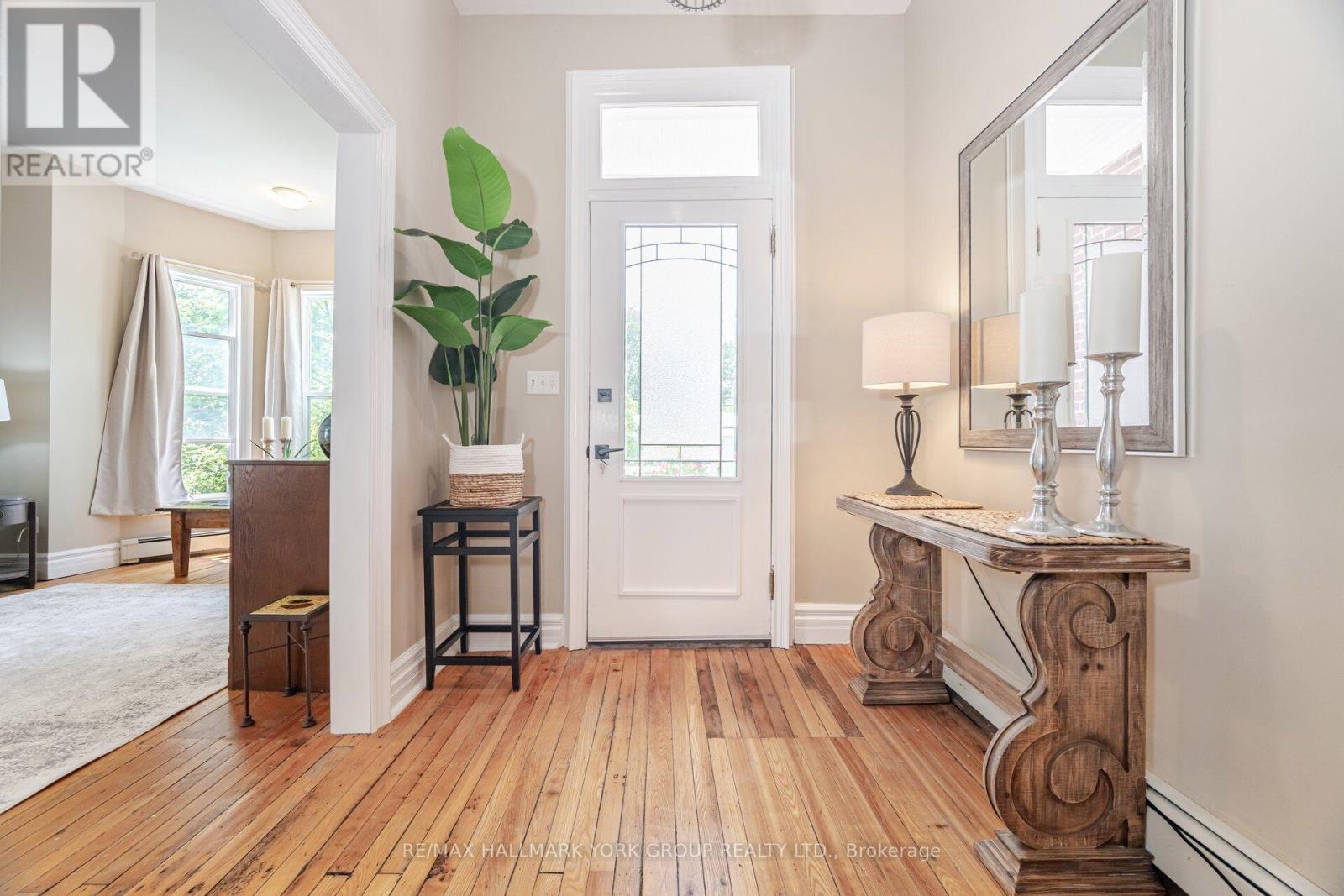 390 Main Street, King, ON - Indoor Photo Showing Other Room