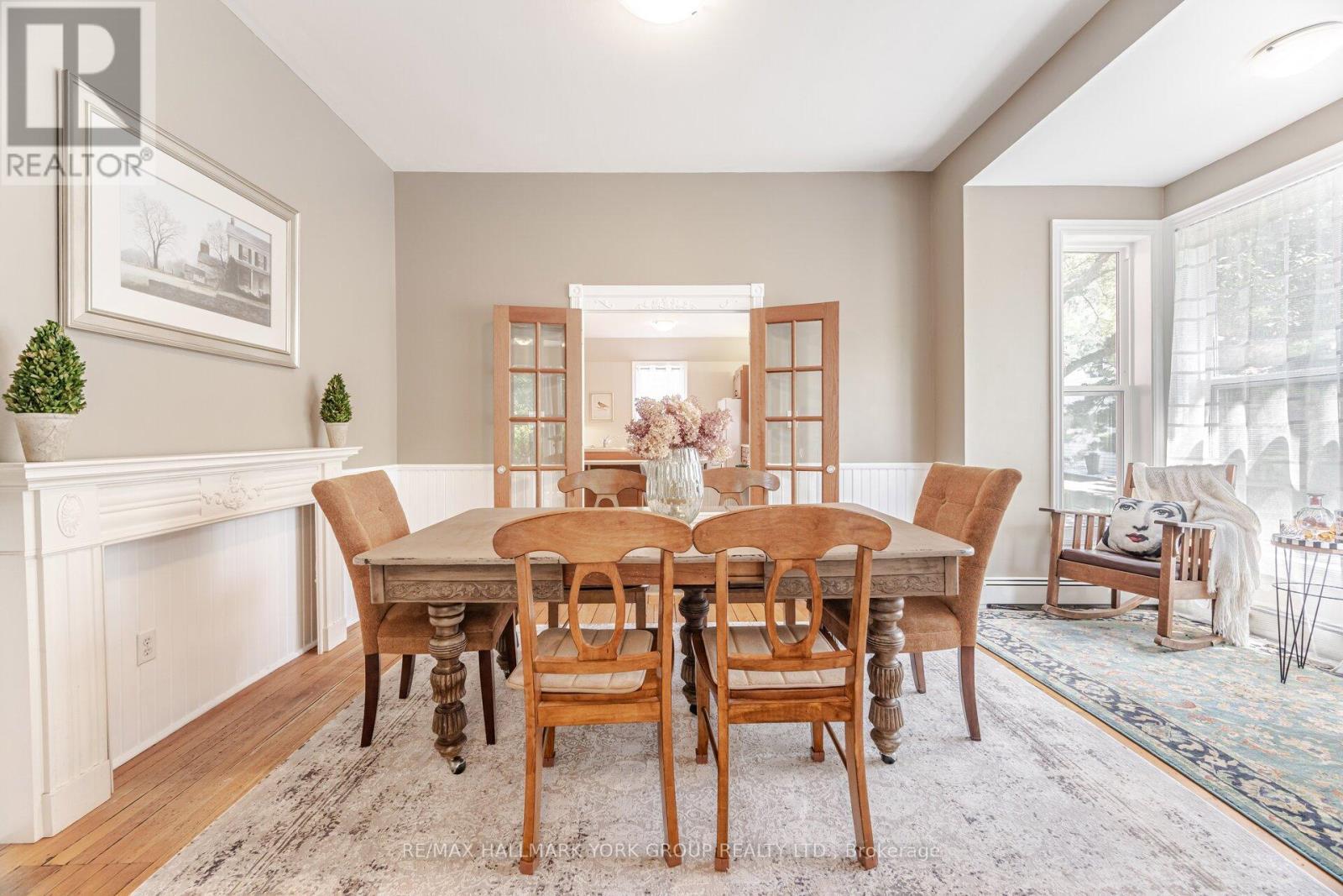390 Main Street, King, ON - Indoor Photo Showing Dining Room