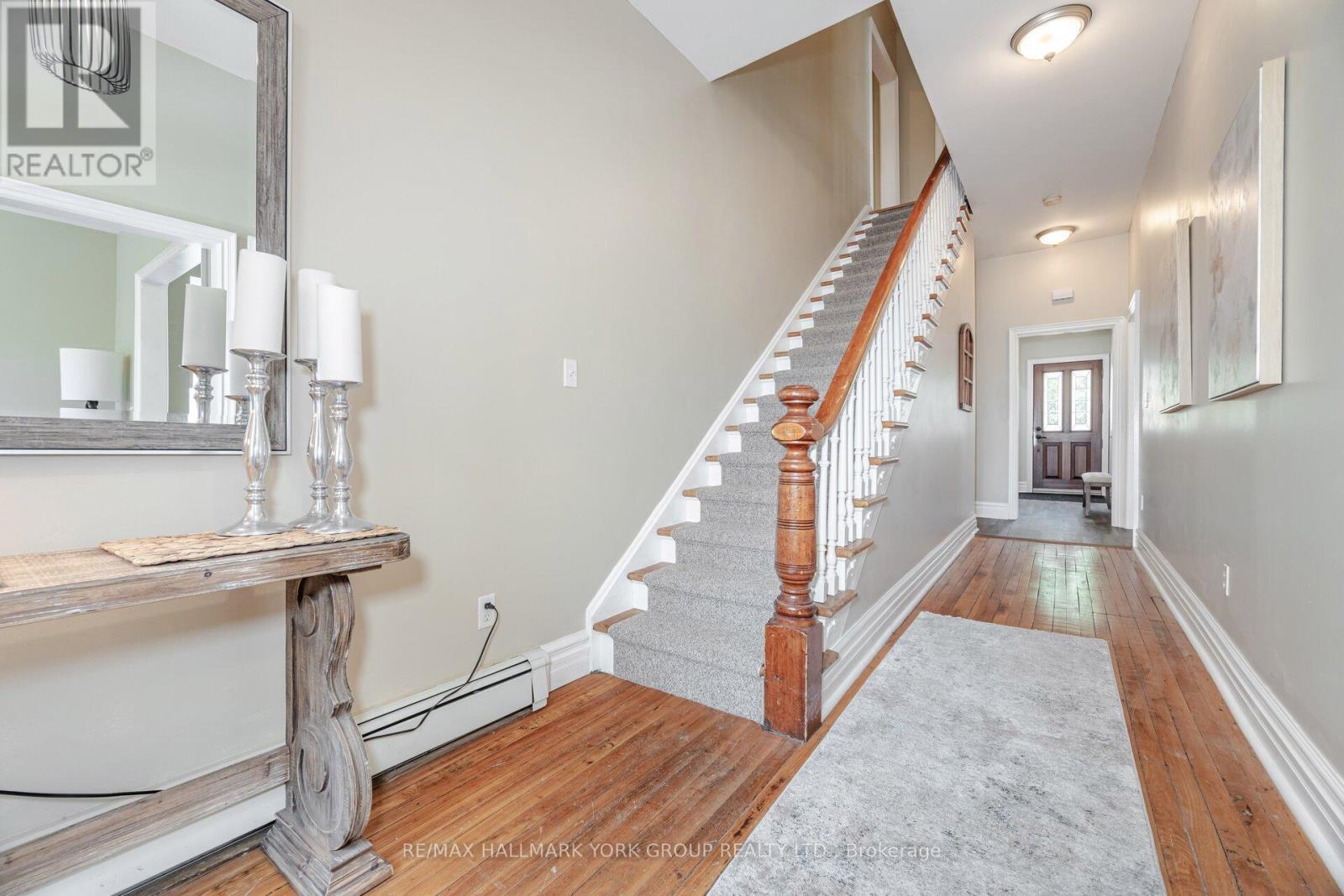 390 Main Street, King, ON - Indoor Photo Showing Other Room