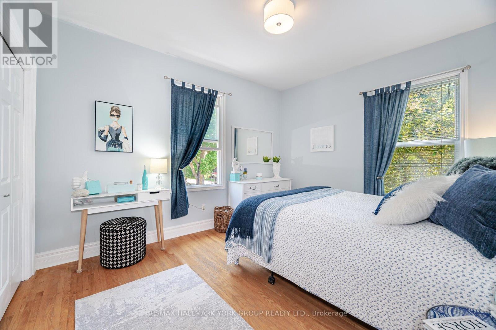 390 Main Street, King, ON - Indoor Photo Showing Bedroom
