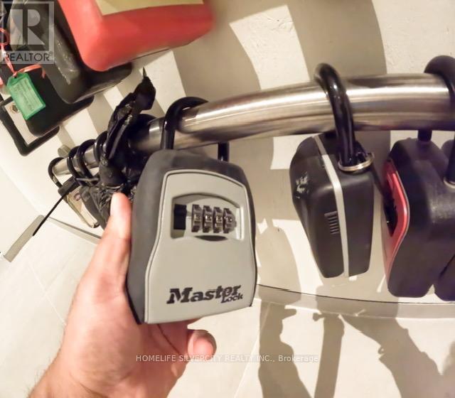 2610 - 225 Commerce Street, Vaughan, ON - Photo Showing Other Room