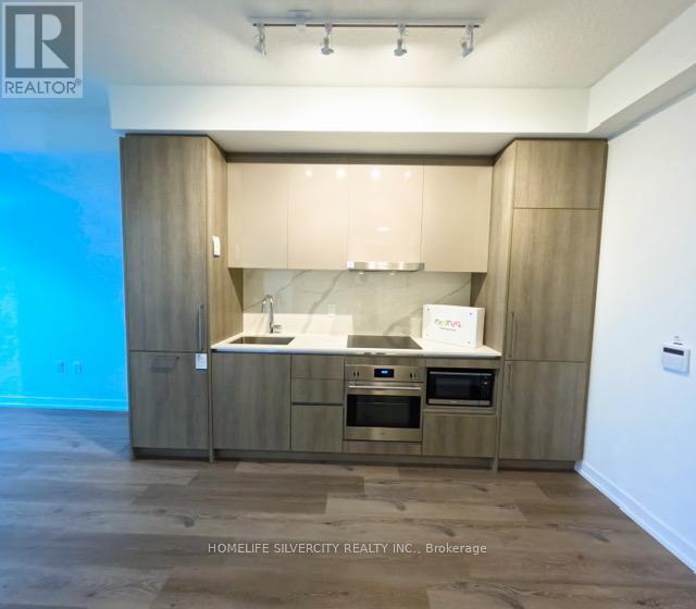 2610 - 225 Commerce Street, Vaughan, ON - Indoor Photo Showing Kitchen