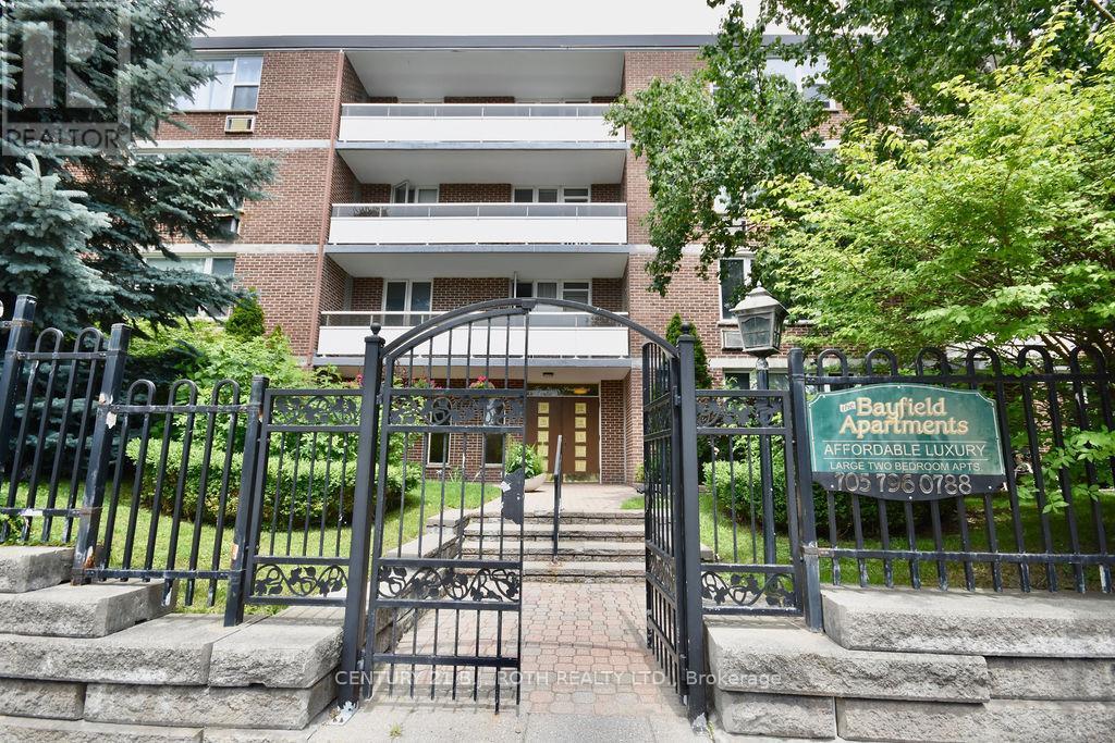 21 - 2 Grove Street E, Barrie, ON - Outdoor With Balcony