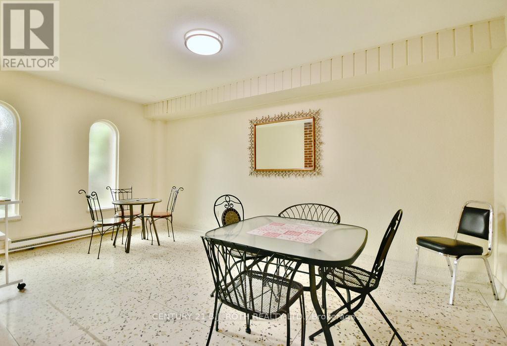 21 - 2 Grove Street E, Barrie, ON - Indoor