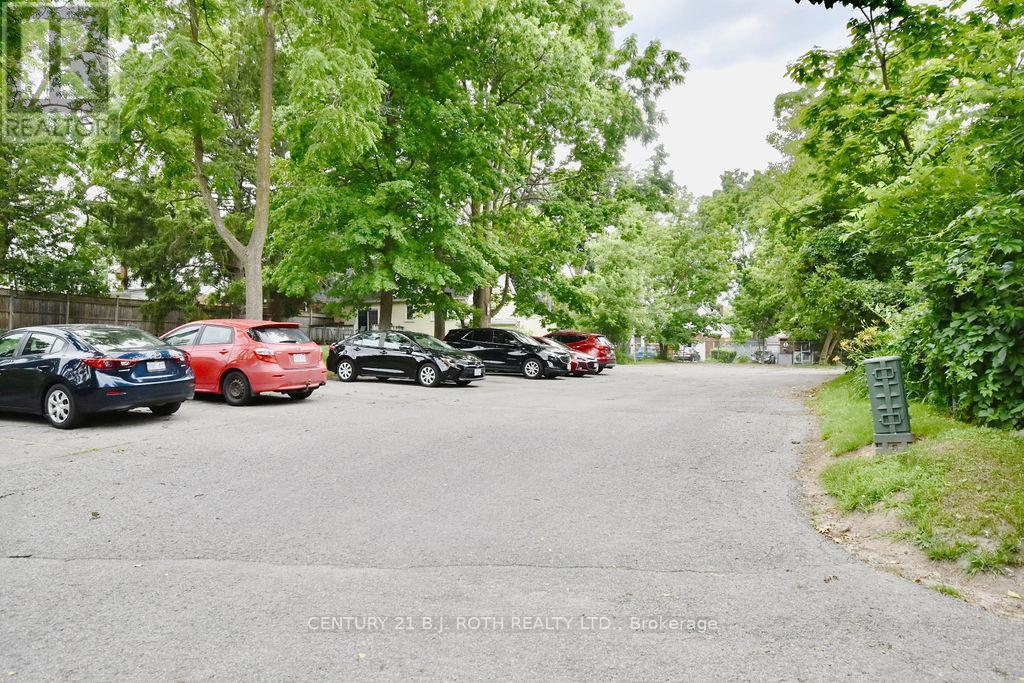 21 - 2 Grove Street E, Barrie, ON - Outdoor