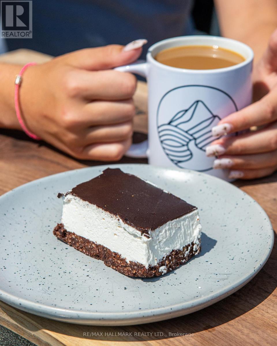 2256 Queen Street E, Toronto, ON