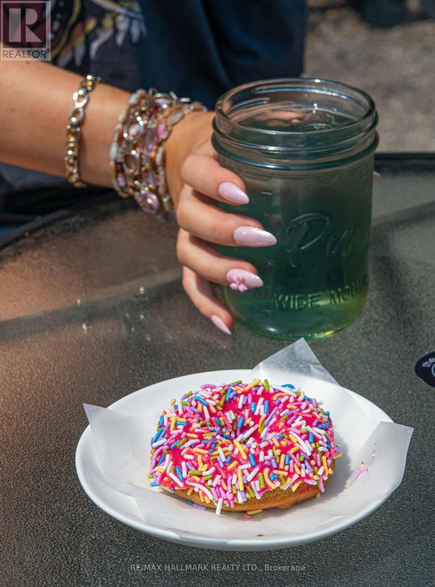 2256 Queen Street E, Toronto, ON