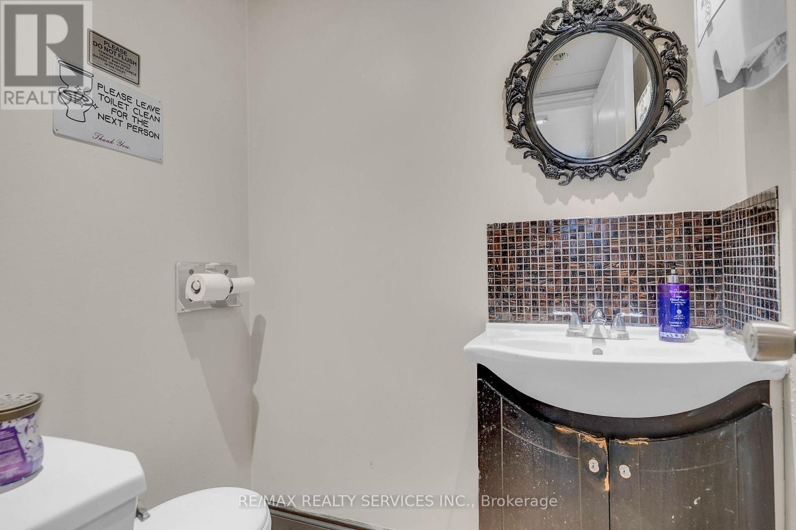 84 King Street, Oshawa, ON