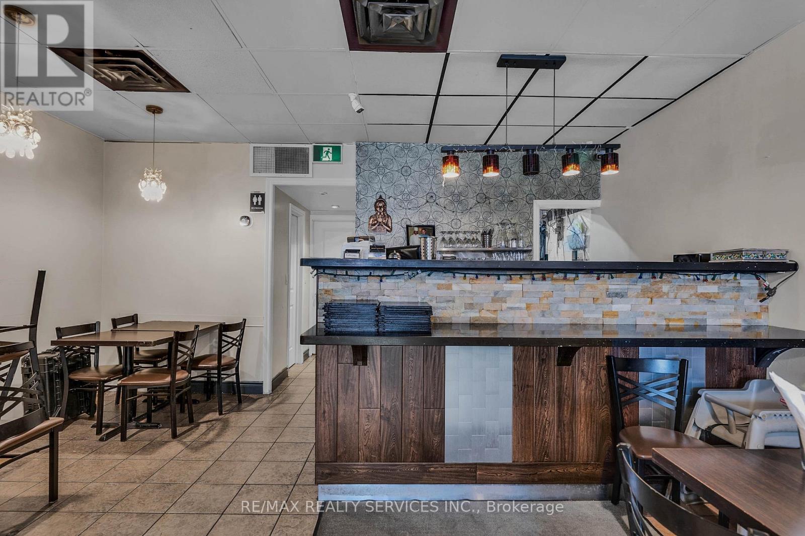 84 King Street, Oshawa, ON