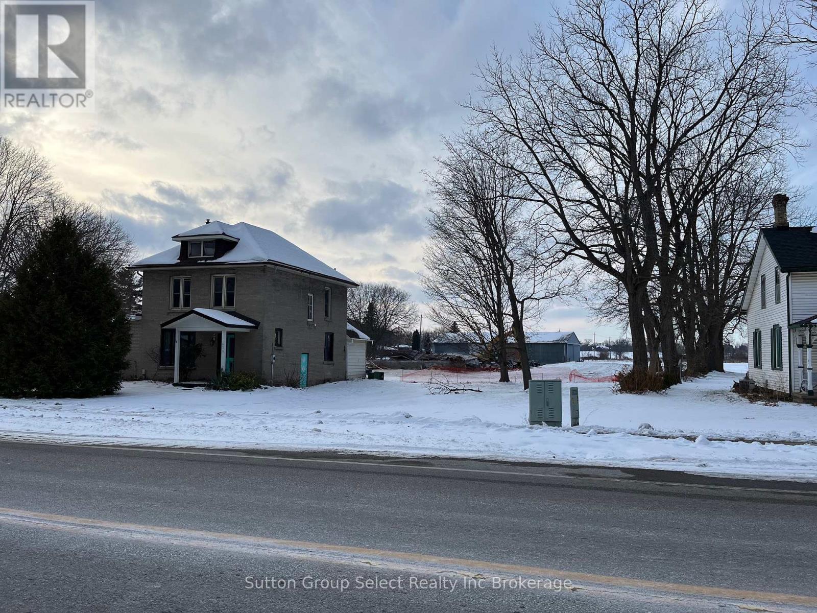 House to be removed. - 639 Mount Pleasant Road S, Brant (Brantford Twp), ON