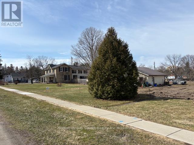 Lot Viewing South south West Streetscape - 639 Mount Pleasant Road S, Brant (Brantford Twp), ON