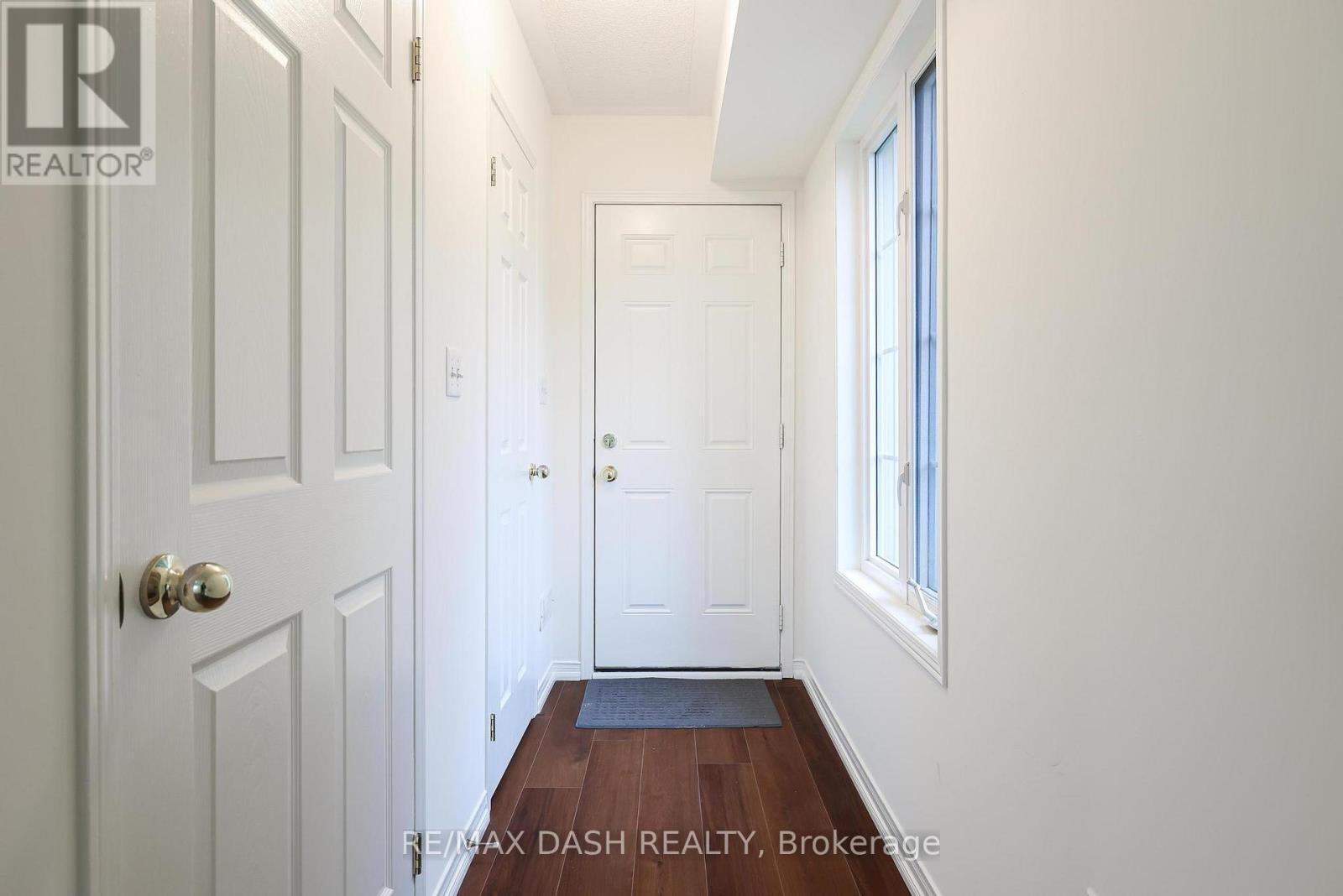 57 Ted Wray Circle, Toronto, ON - Indoor Photo Showing Other Room