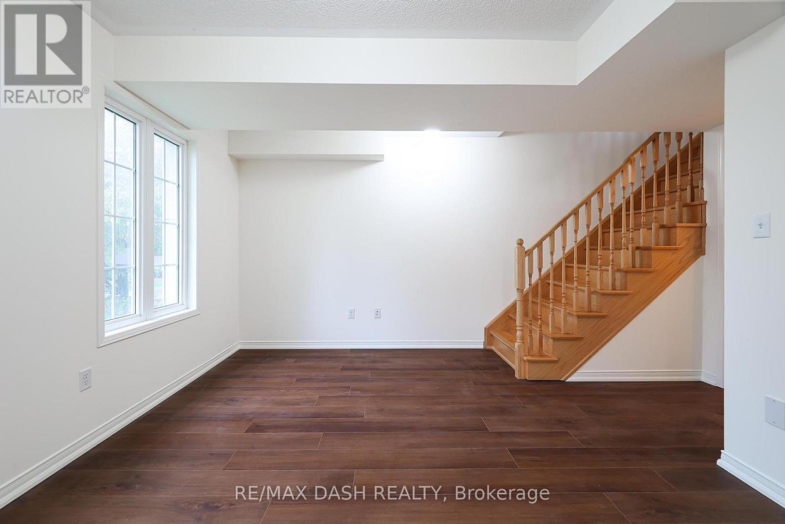 57 Ted Wray Circle, Toronto, ON - Indoor Photo Showing Other Room