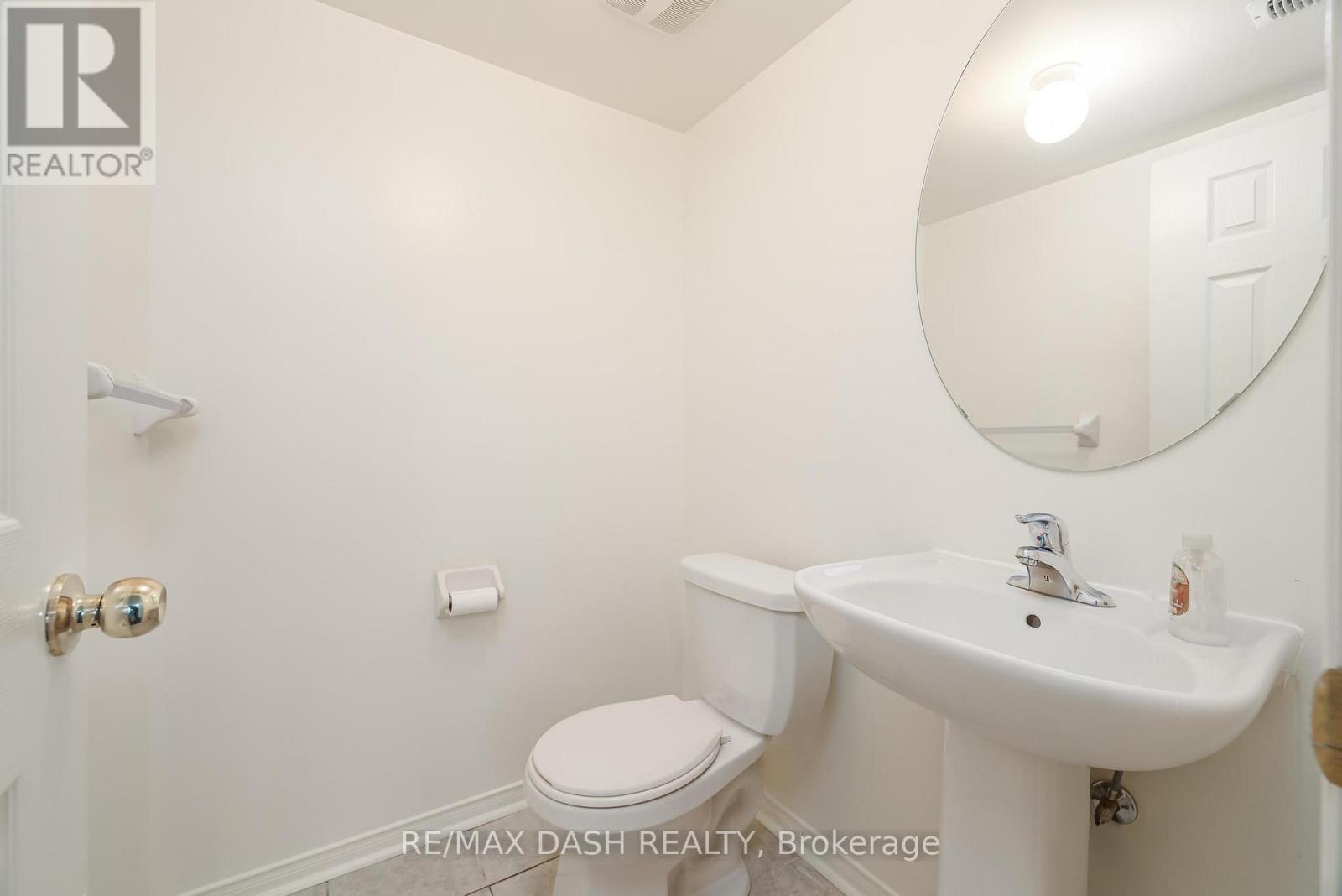 57 Ted Wray Circle, Toronto, ON - Indoor Photo Showing Bathroom