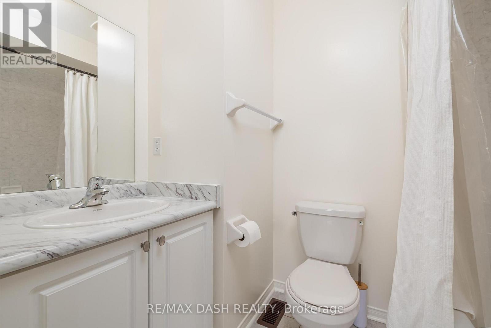 57 Ted Wray Circle, Toronto, ON - Indoor Photo Showing Bathroom