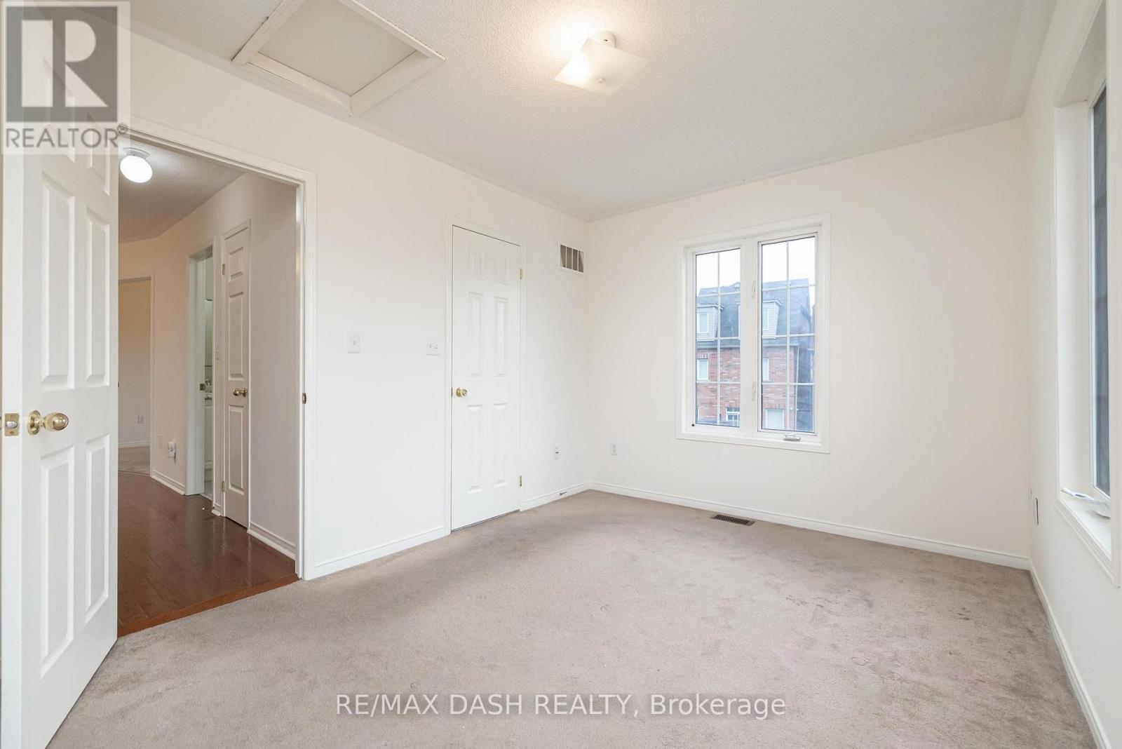 57 Ted Wray Circle, Toronto, ON - Indoor Photo Showing Other Room