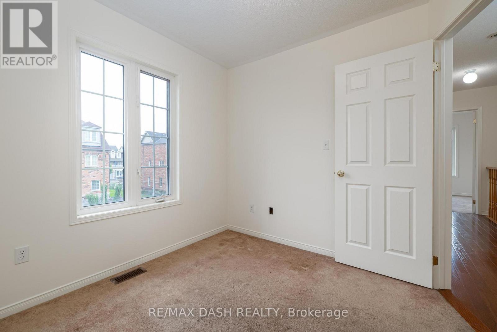 57 Ted Wray Circle, Toronto, ON - Indoor Photo Showing Other Room