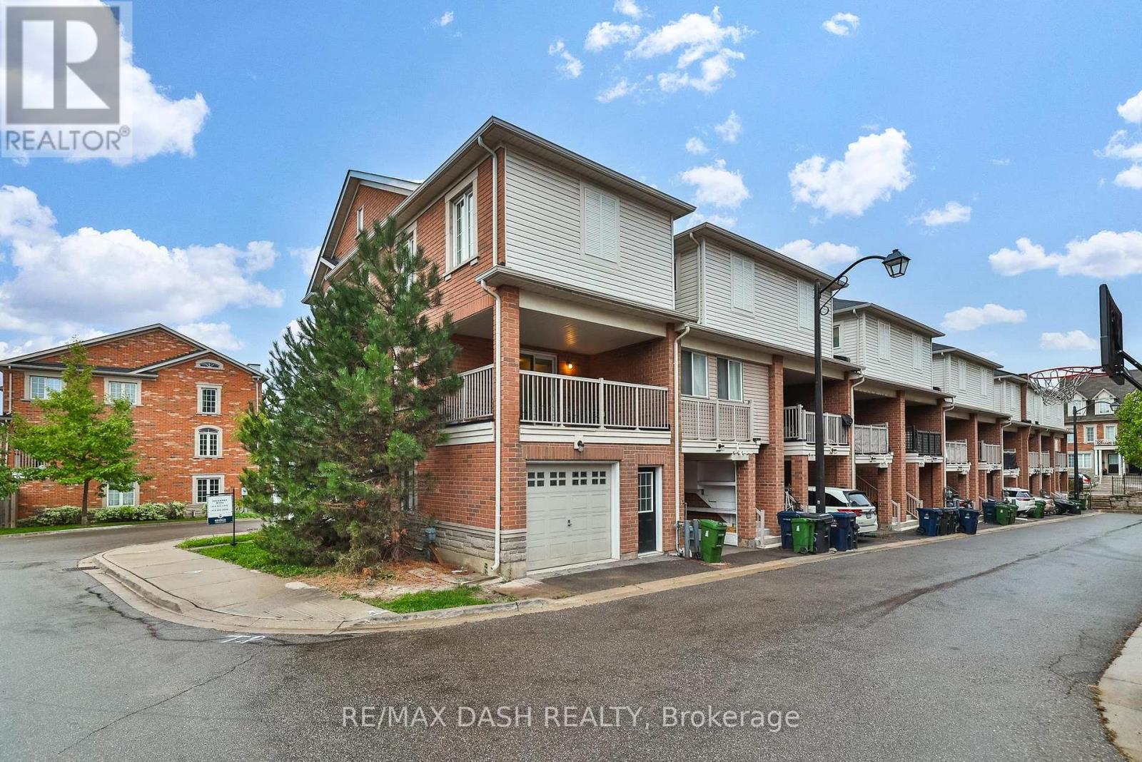 57 Ted Wray Circle, Toronto, ON - Outdoor With Balcony