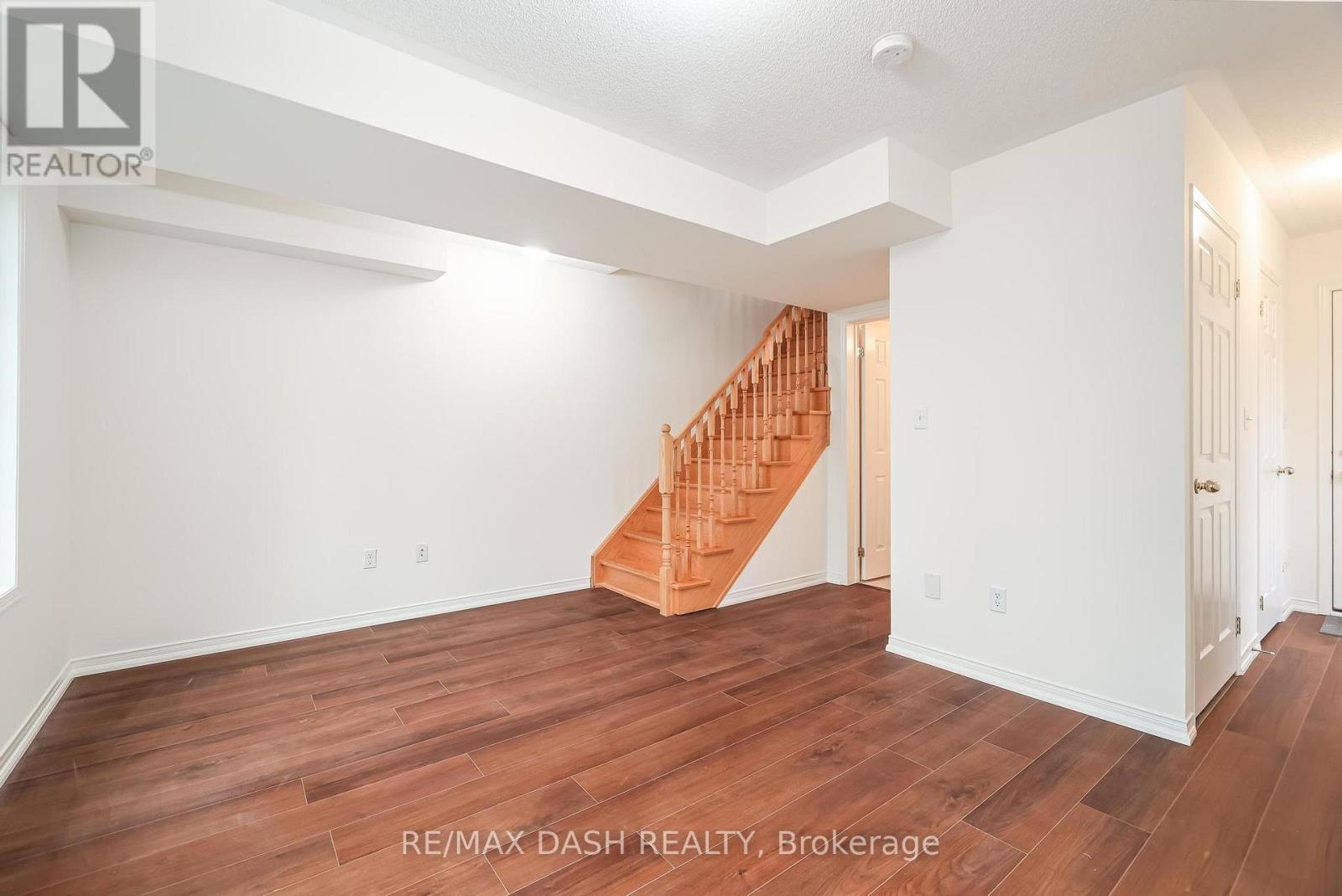 57 Ted Wray Circle, Toronto, ON - Indoor Photo Showing Other Room