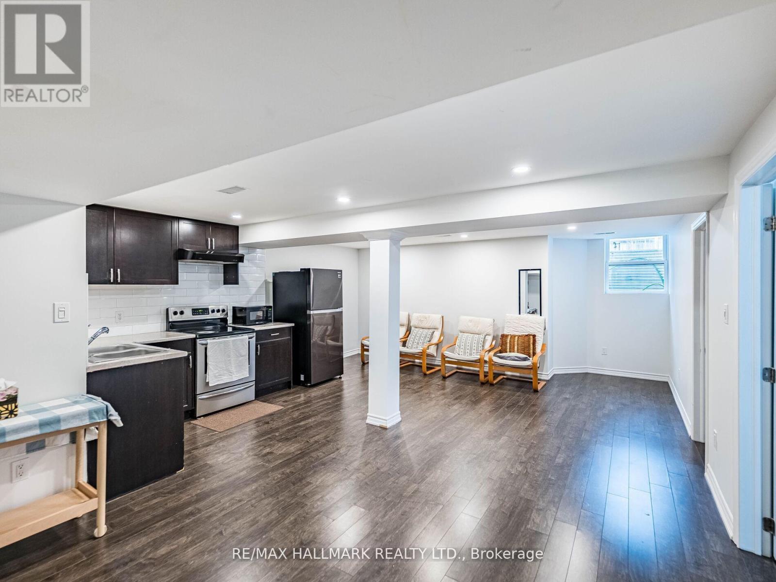 3099 Velmar Drive, Mississauga, ON - Indoor