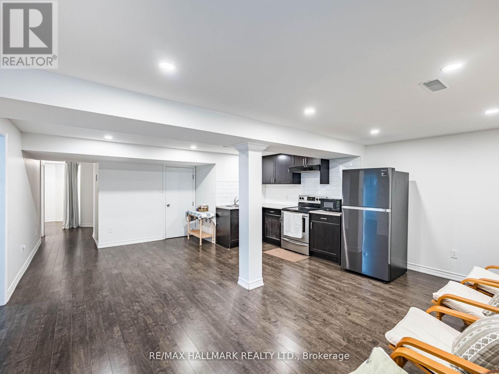 3099 Velmar Drive, Mississauga, ON - Indoor