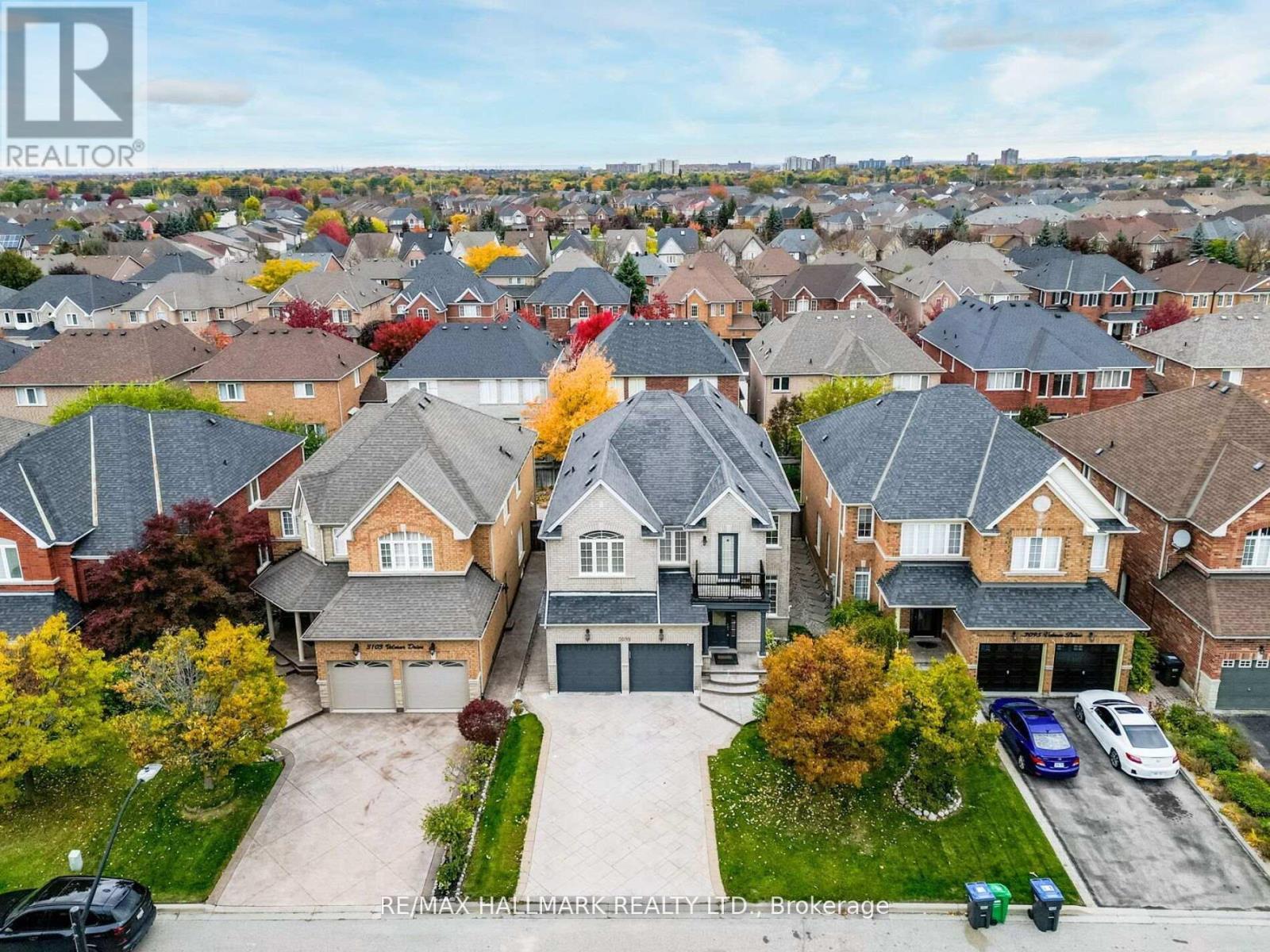 3099 Velmar Drive, Mississauga, ON - Outdoor With Facade