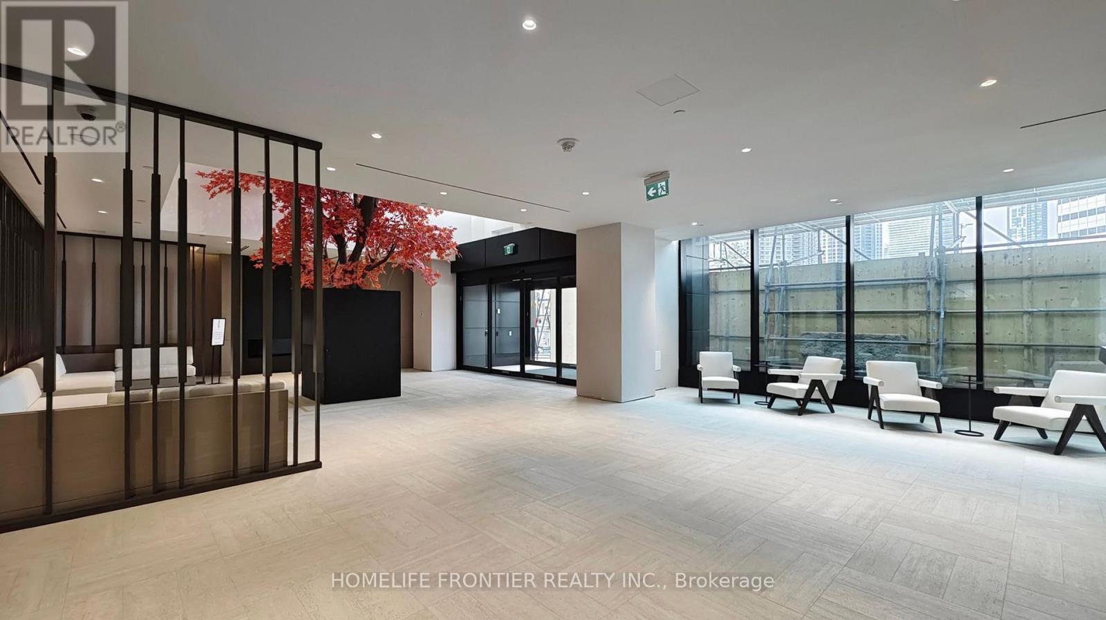 2011 - 4015 The Exchange Street, Mississauga, ON - Indoor Photo Showing Other Room