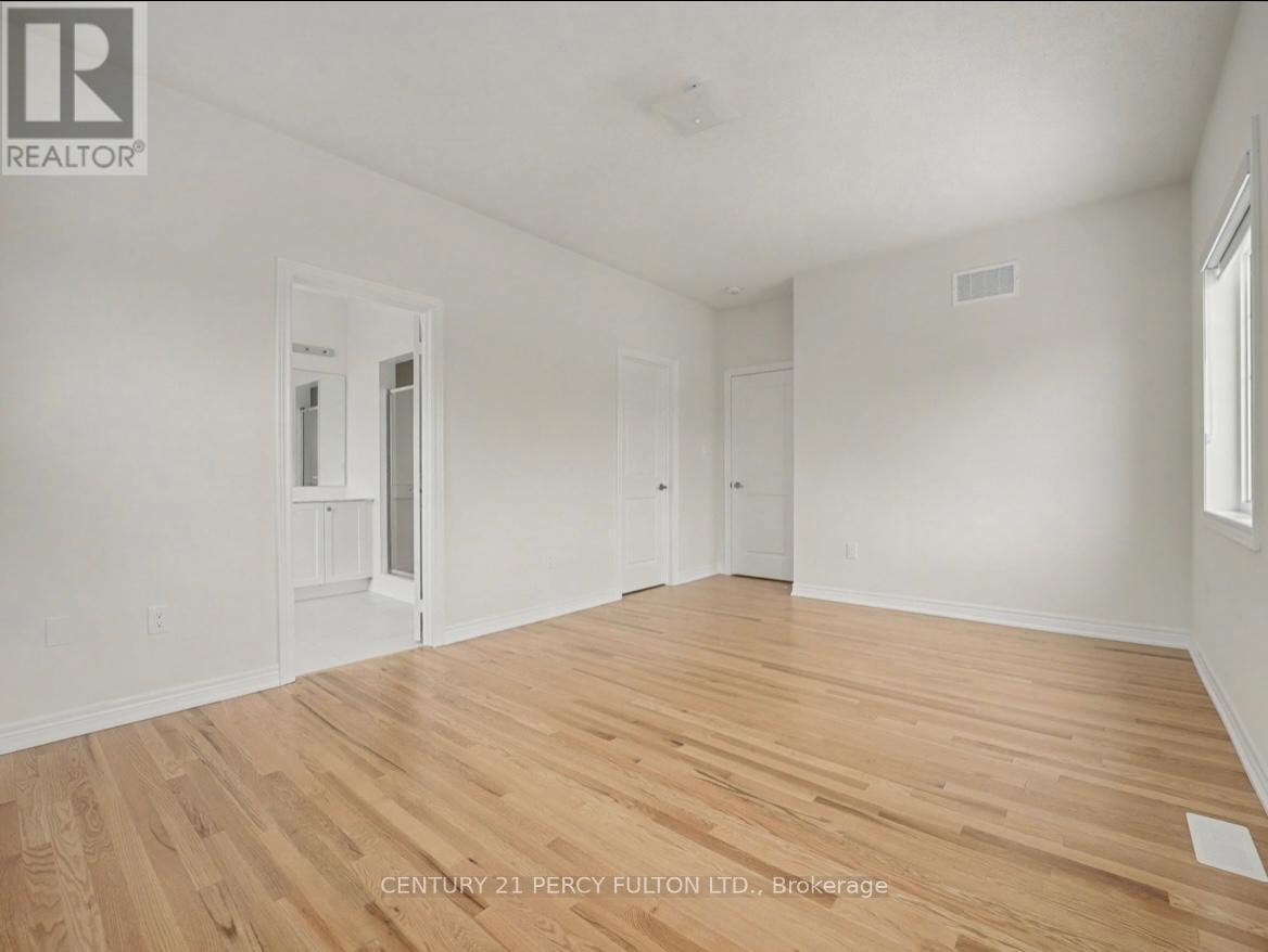 396 Kennedy Circle W, Milton, ON - Indoor Photo Showing Other Room