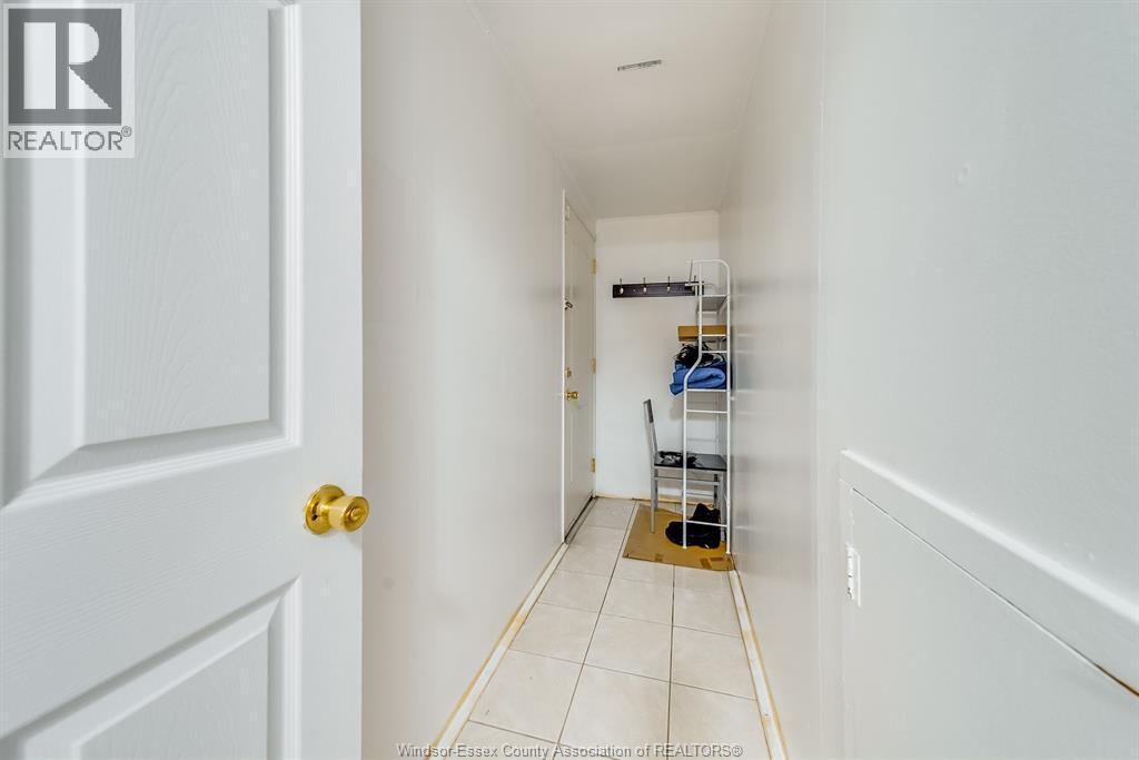 961 Ouellette Avenue Unit# 4, Windsor, ON - Indoor Photo Showing Other Room