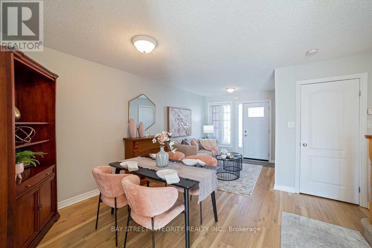 13 Vansickle Street, Hamilton, ON - Indoor Photo Showing Dining Room